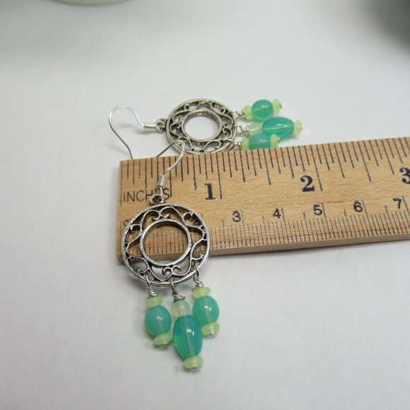 Uranium Glass bead dangle earrings - Picture 7 of 12